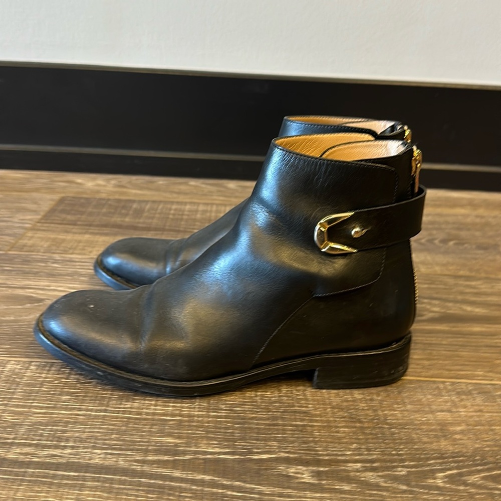 Black Leather Flat Ankle Boots - GREAT Condition